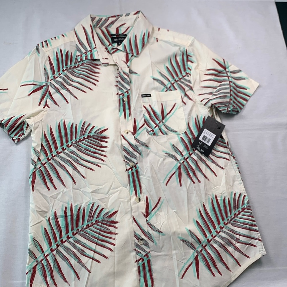 NWT Brixton Men’s Charter Print SS Shirt in Off White / Palm Leaf